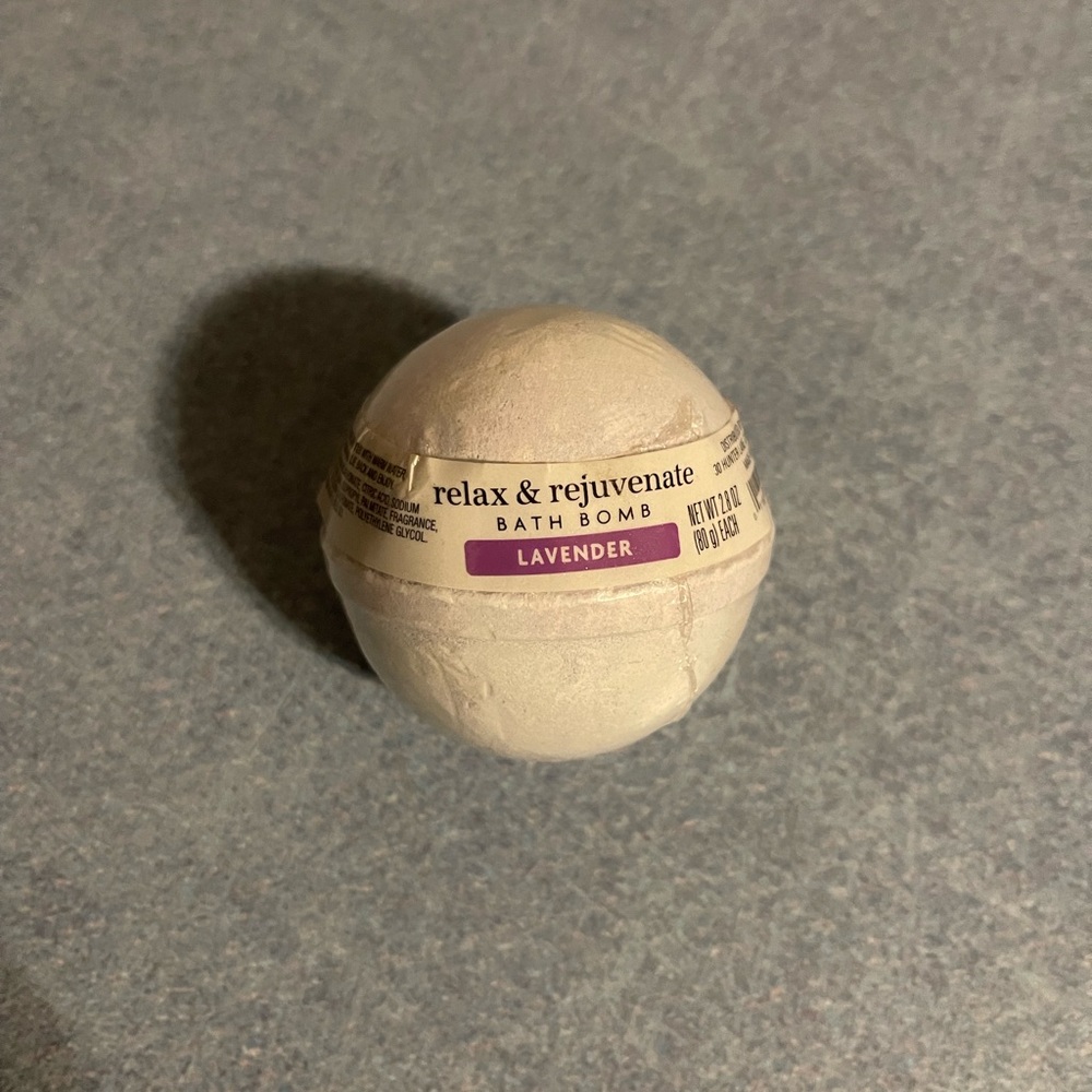 Bath bomb